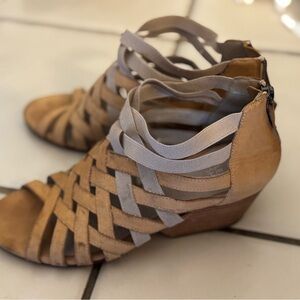 Eileen Fisher oodles Sandals 7